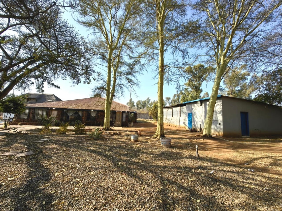 Commercial Property for Sale in Mooinooi North West